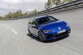 VW Golf R Variant   - Querfahren im Kombi  