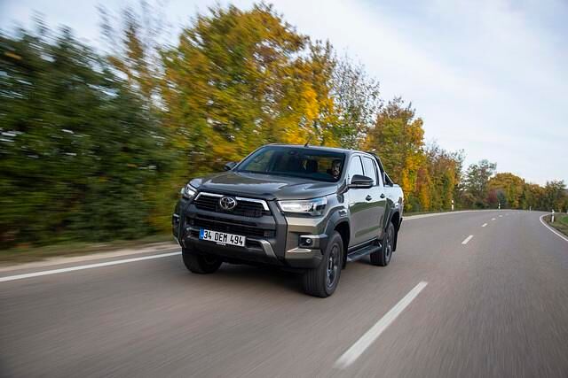 In achter Generation hat Toyota seiner Allwetter-Allzweckwaffe eine Lifestyle-Kur verordnet