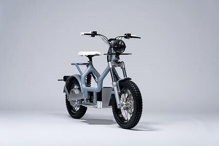 Cake Makka - Das elektrische Huckepack-Moped