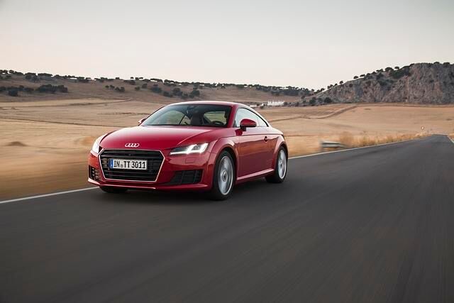 Auch der mittlerweile seit 2014 in der dritten Generation erhältliche Sportler hat die prägnanten Formen des ersten TT nur behutsam verändert, so dass auch der aktuelle TT (Typ FV) mit hohem...