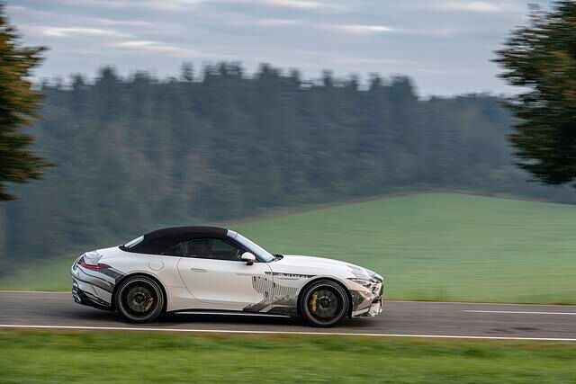 Der Roadster sollte schlanker und sportlicher werden