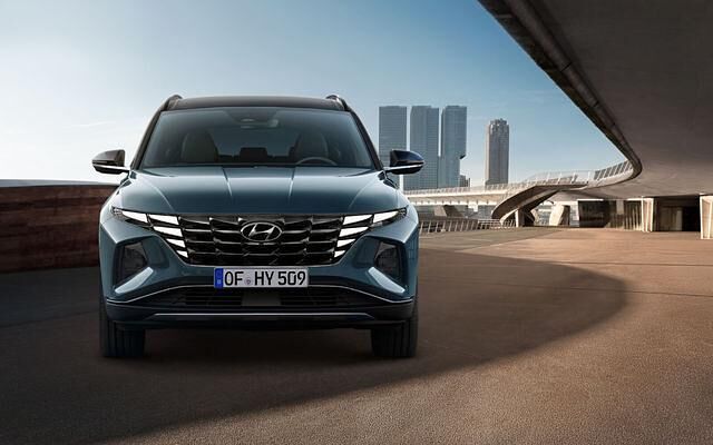 Auch der kompakte Tucson ist mit Stecker zu haben