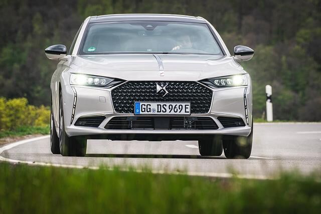 Test: DS9 E-Tense 225  - Noblesse statt Perfektion
