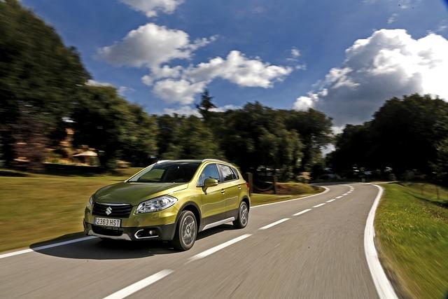 5x: SUV für kleines Geld   - Crossover zum Kleinwagenpreis 