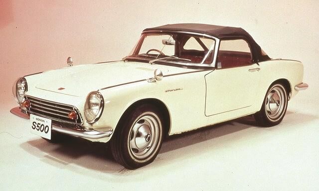 1963 gab es die Weltpremiere für den Roadster S 500 bei der IAA in Frankfurt 