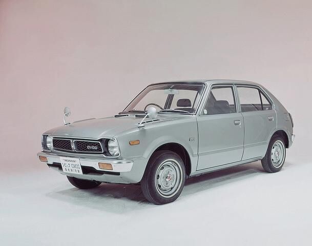 Nach Markteinführung des Kompaktklassemodells Civic 1200 steigen die Honda-Deutschlandverkaufszahlen auf 2.664 Einheiten