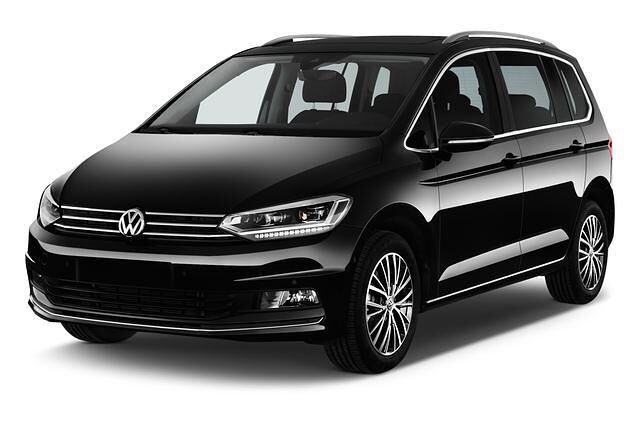 <h3 class='text-lg font-medium md:text-xl md:font-semibold'>Platz 4: VW Touran Minivan, 2015 – heute</h3><p><a title="Tests und Erfahrungen VW Touran Minivan" href="https://www.autoplenum.de/auto/vw/touran/van-2015">Tests und Erfahrungen mit dem VW Touran Minivan</a></p>
<p>Kategorie 2+2 / 2+3: Langeweile macht erfolgreich? Der Mann ohne Eigenschaften? Eher: ein rundes, ausgewogenes Package. Dieses Ich-mache-es-allen-recht-Konzept von 2003 macht den VW Touran aktuell zum bestverkauften Van in Deutschland. Besitzt man ihn, beklagt man sich über die sparsamen, aber rauh und rustikal laufenden Turbodiesel. Einen bivalenten Erdgas-Touran Ecofuel (109 PS) gibt´s im reichen Motorenangebot auch (102 – 170 PS). Ein fraglos guter Kauf ist der VW Van allemal, allerdings steht die Neuauflage (Start: 2010) schon in den Startlöchern.</p>