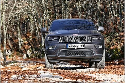 Die Bodenfreiheit liegt zwischen 207 und 270 Millimeter