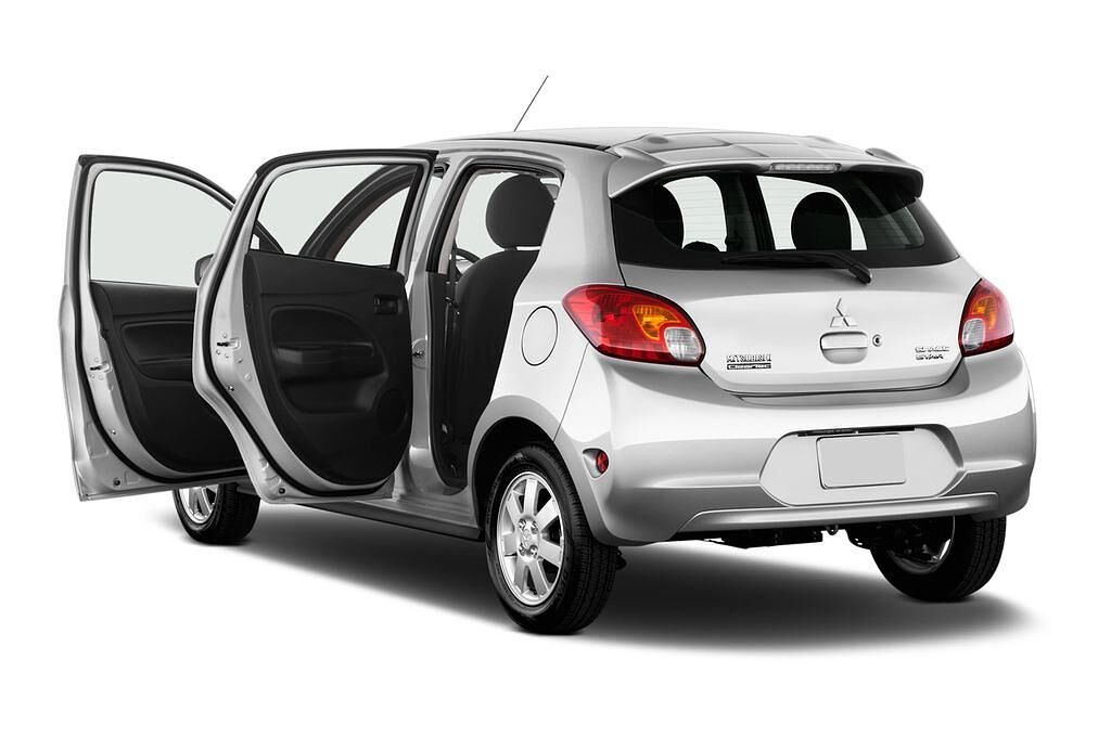 Mitsubishi Space Star (Baujahr 2013) Shine+ 5 Türen Tür geöffnet