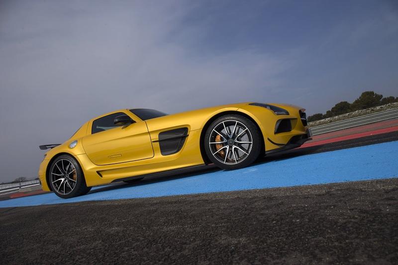 Mercedes SLS Black eries
