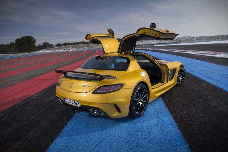 Mercedes SLS Black eries