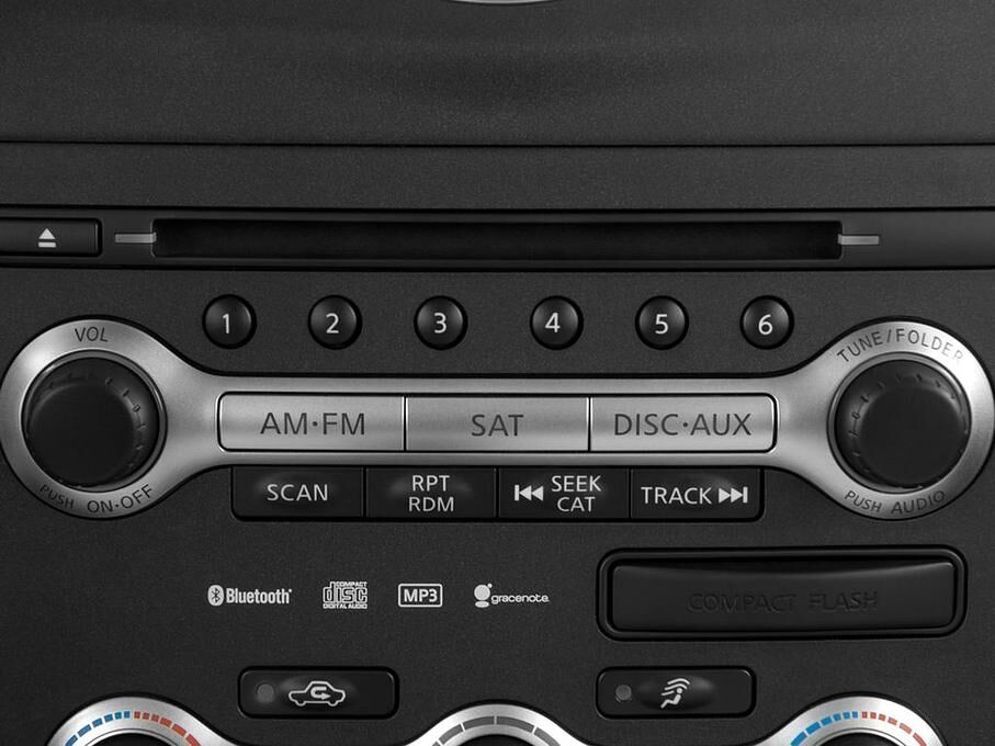 Nissan Murano (Baujahr 2010) LE 5 Türen Radio und Infotainmentsystem