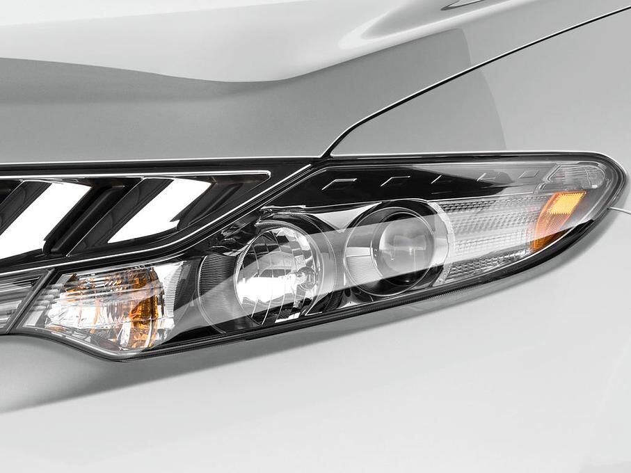 Nissan Murano (Baujahr 2010) LE 5 Türen Scheinwerfer