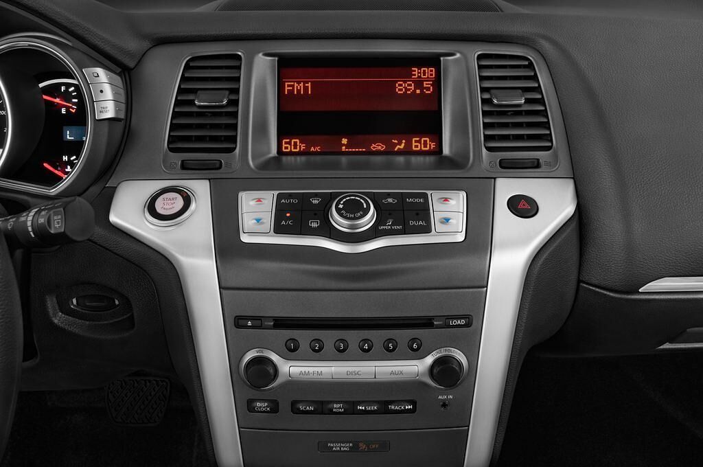 Nissan Murano (Baujahr 2011) Murano 5 Türen Radio und Infotainmentsystem