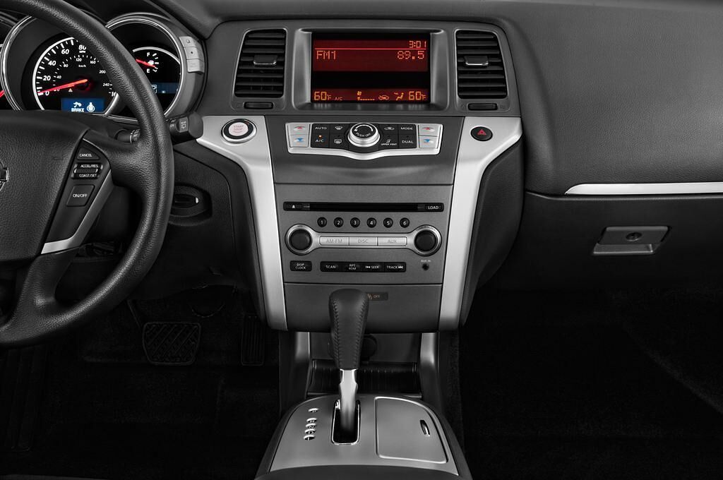 Nissan Murano (Baujahr 2011) Murano 5 Türen Mittelkonsole