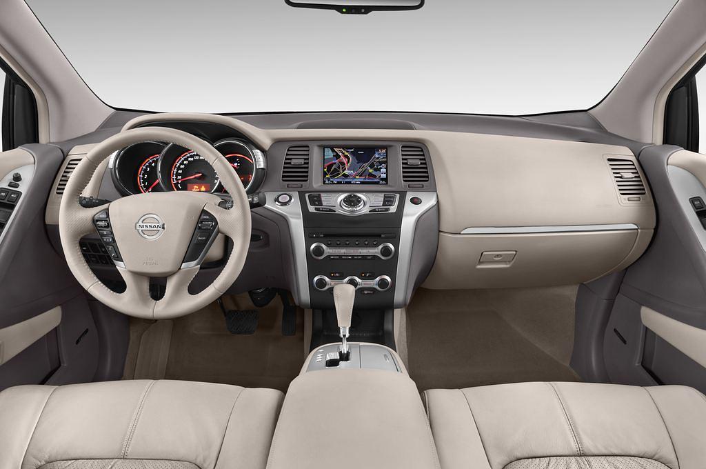 Nissan Murano (Baujahr 2014) Executive 5 Türen Cockpit und Innenraum