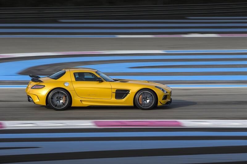 Mercedes SLS Black eries