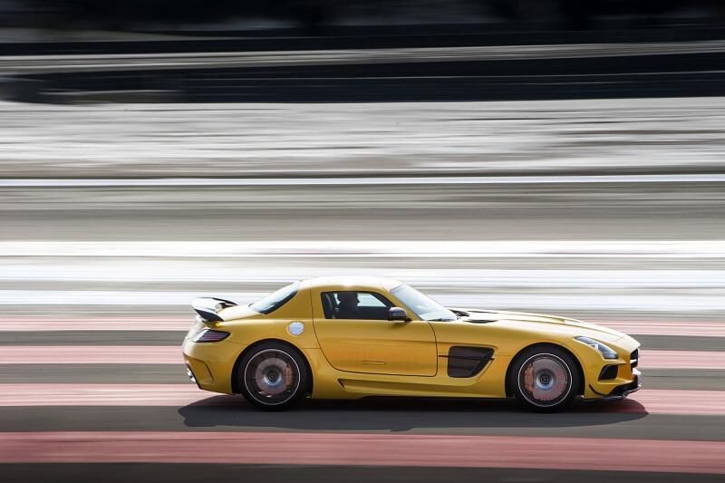 Mercedes SLS Black eries