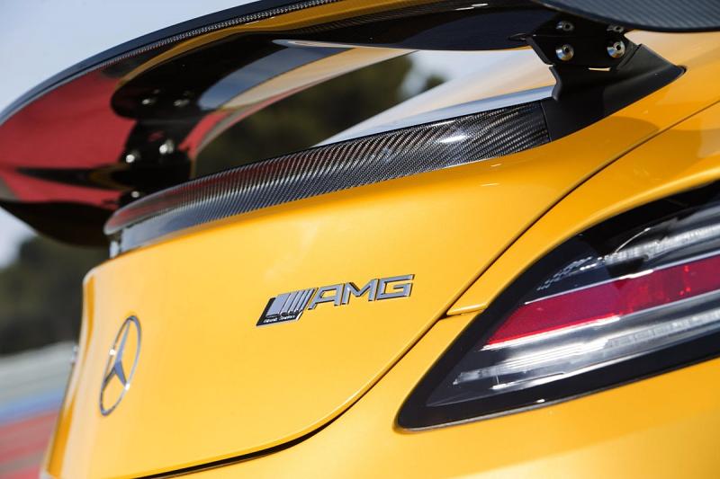 Mercedes SLS Black eries