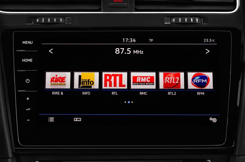 Volkswagen Golf (Baujahr 2018) GTE 5 Türen Radio und Infotainmentsystem