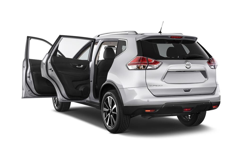 Nissan X-Trail (Baujahr 2014) Tekna 5 Türen Tür geöffnet