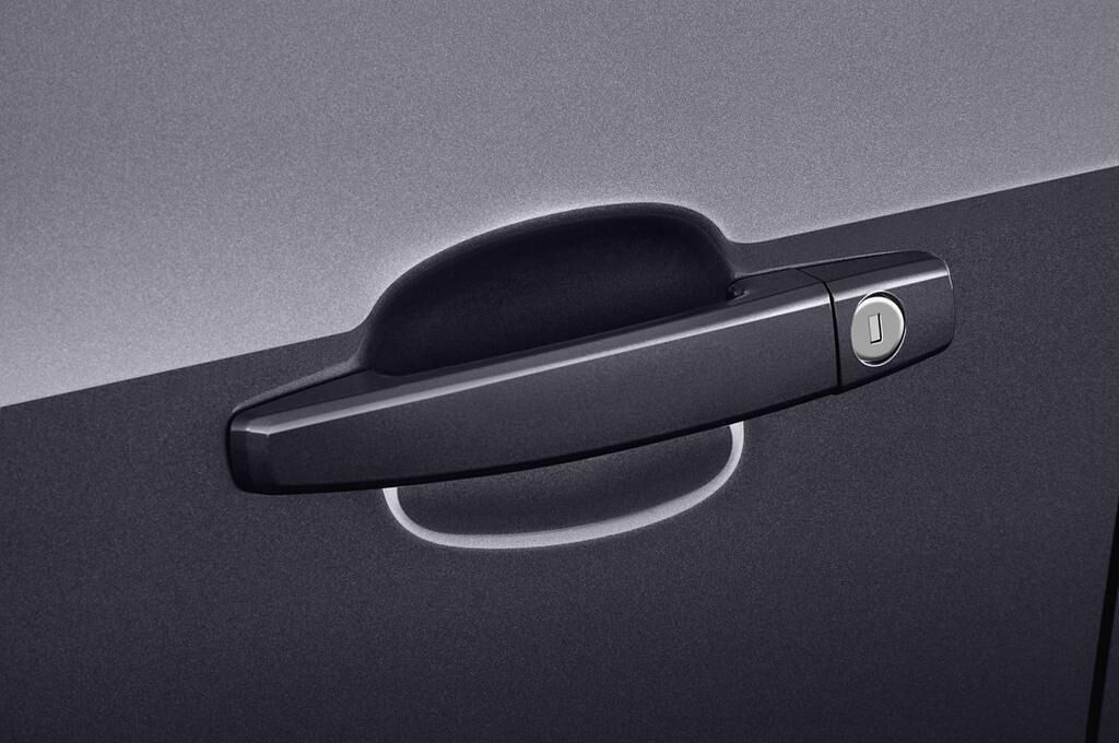 Opel Meriva (Baujahr 2012) Selection 5 Türen Türgriff