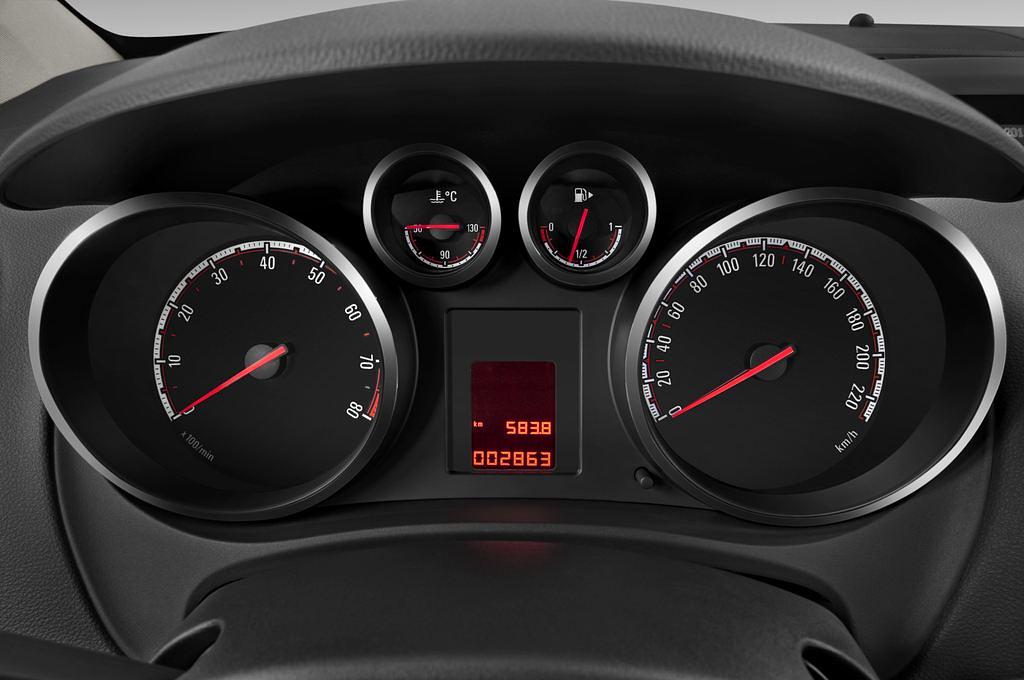Opel Meriva (Baujahr 2012) Selection 5 Türen Tacho und Fahrerinstrumente