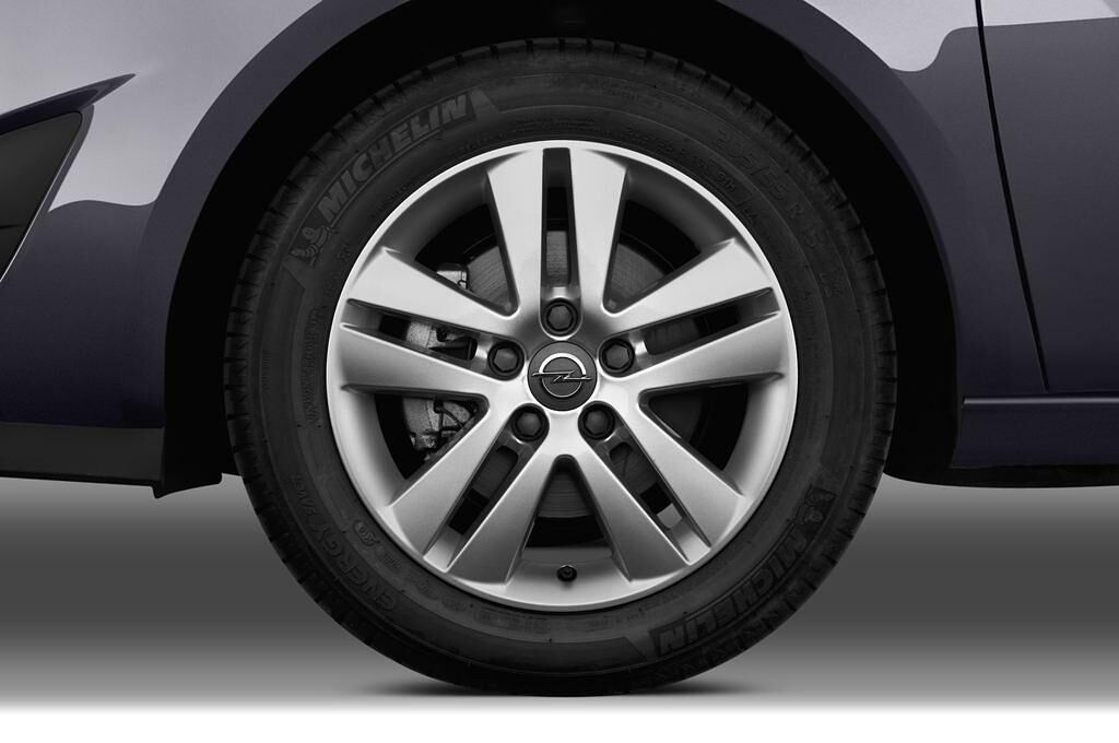 Opel Meriva (Baujahr 2012) Selection 5 Türen Reifen und Felge