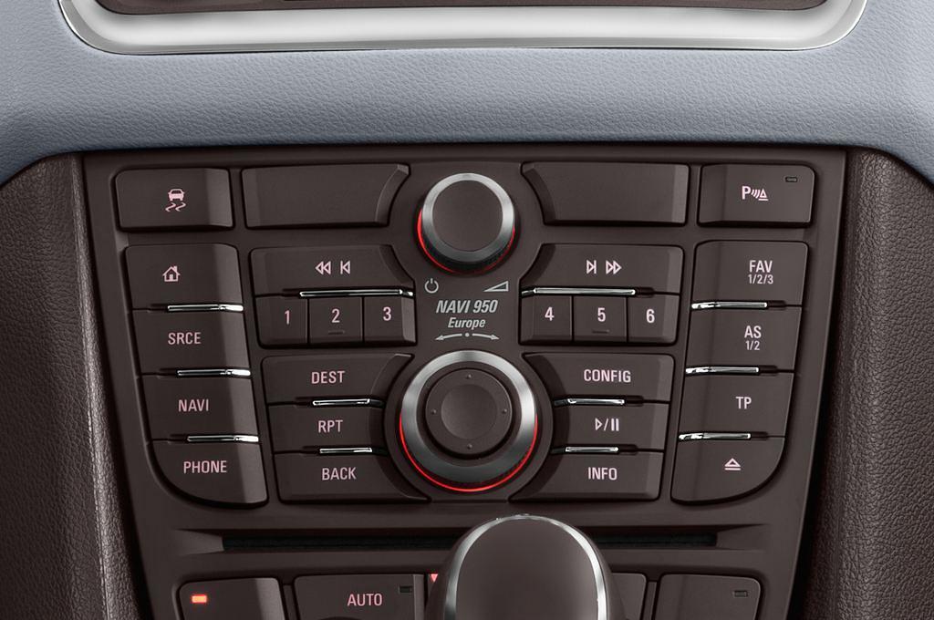 Opel Meriva (Baujahr 2015) Innovation 5 Türen Radio und Infotainmentsystem