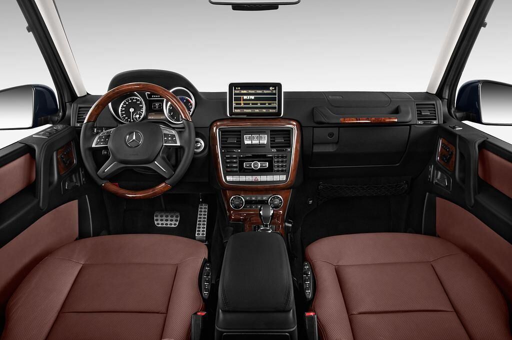 Mercedes G-Class (Baujahr 2013) - 3 Türen Cockpit und Innenraum