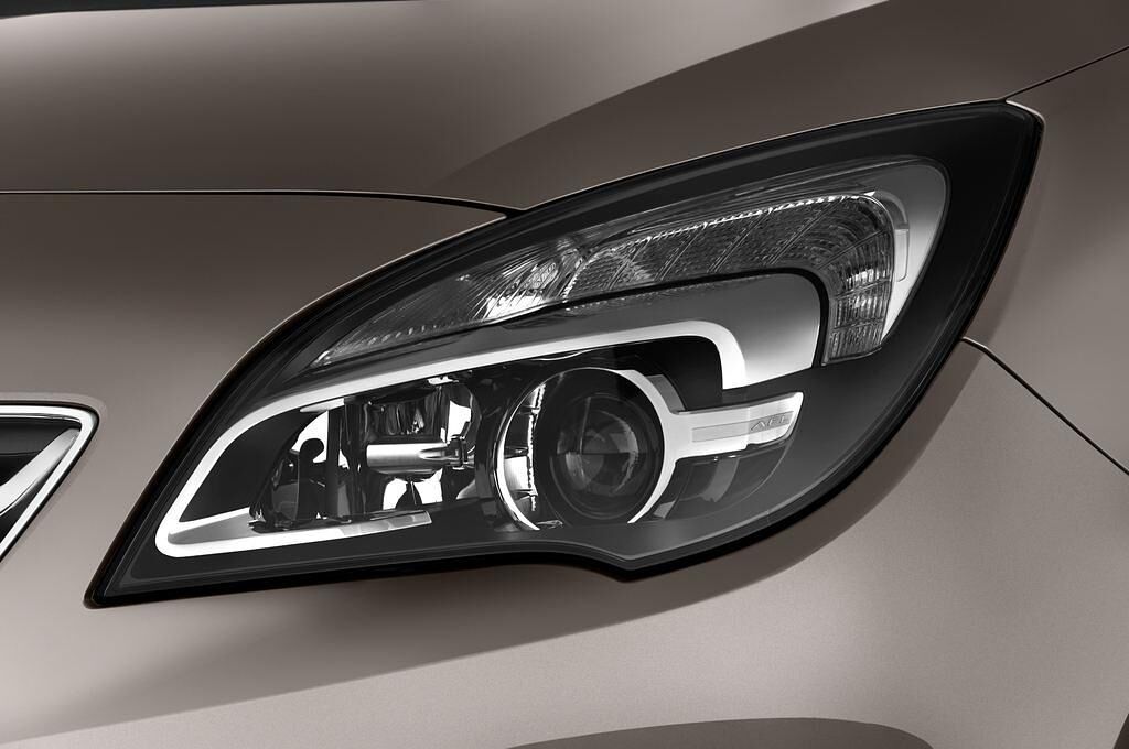 Opel Meriva (Baujahr 2015) Innovation 5 Türen Scheinwerfer