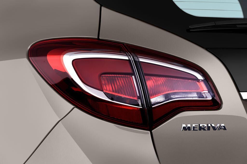Opel Meriva (Baujahr 2015) Innovation 5 Türen Rücklicht