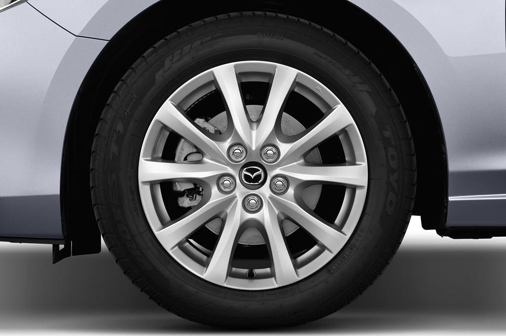Mazda Mazda6 (Baujahr 2014) Center-Line 5 Türen Reifen und Felge