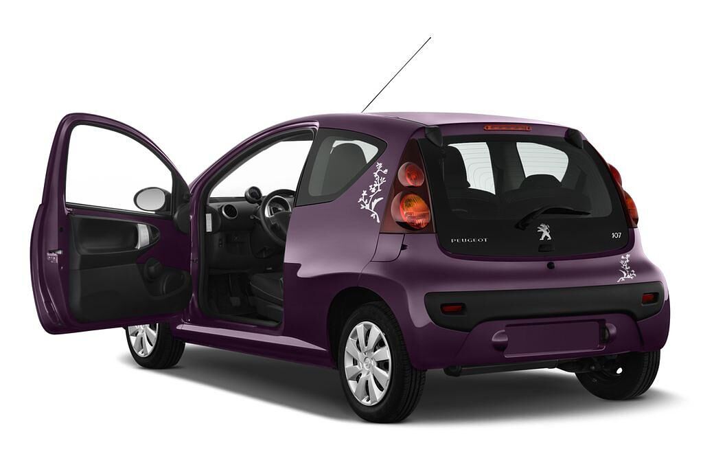 Peugeot 107 (Baujahr 2012) Envy 3 Türen Tür geöffnet