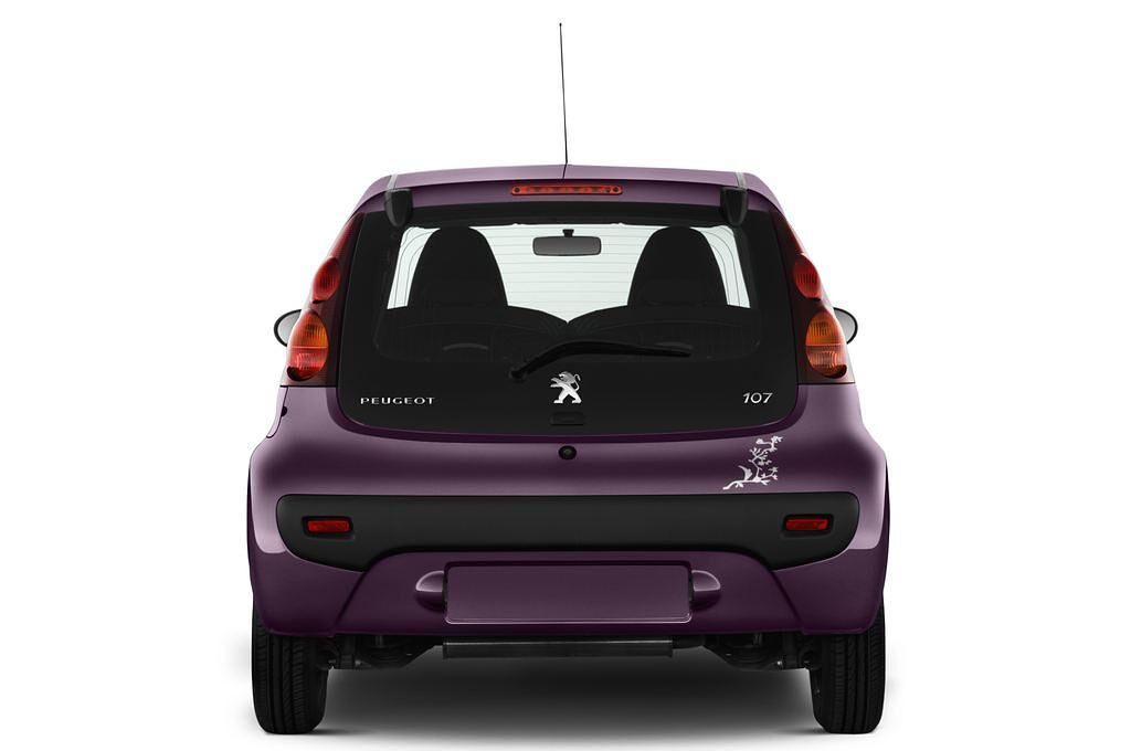 Peugeot 107 (Baujahr 2012) Envy 3 Türen Heckansicht