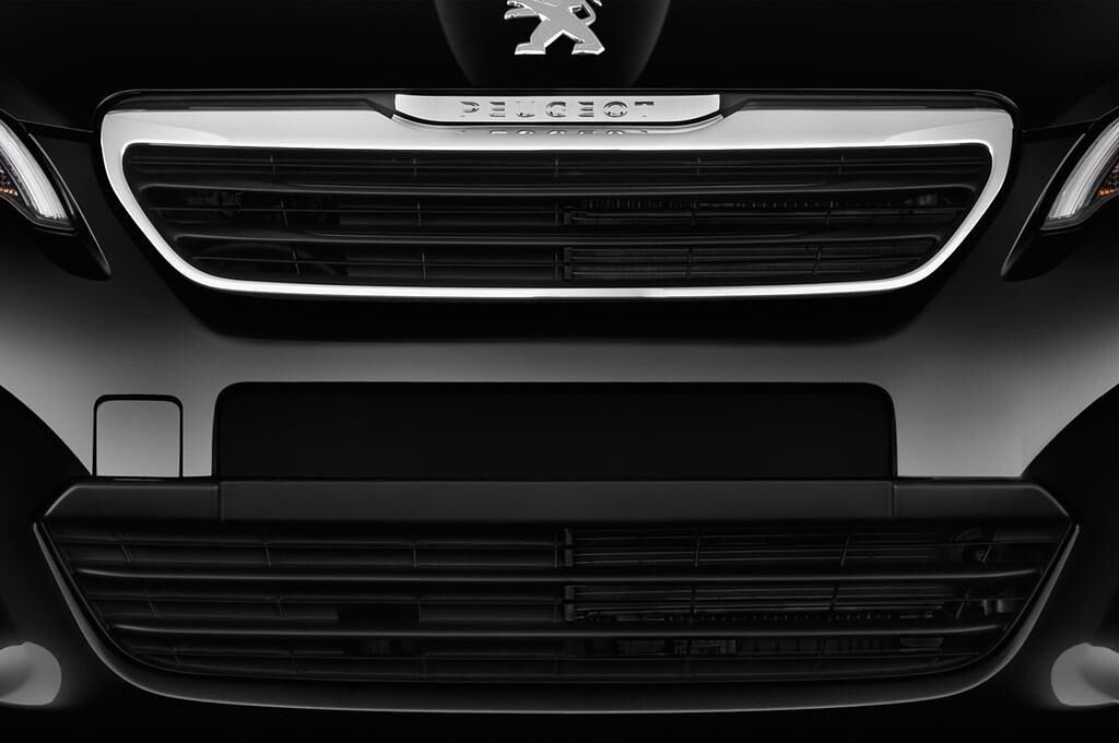 Peugeot 108 (Baujahr 2016) Top! Allure 5 Türen Kühlergrill und Scheinwerfer