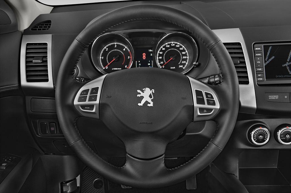 Peugeot 4007 (Baujahr 2010) - 5 Türen Lenkrad