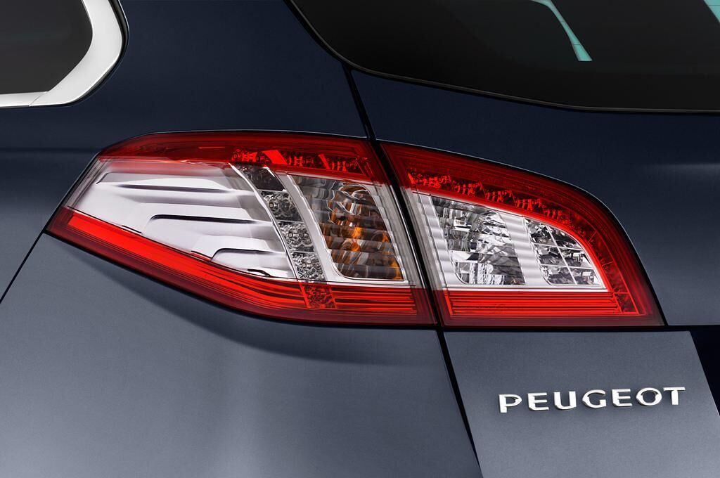 Peugeot 508 (Baujahr 2015) Allure 5 Türen Rücklicht