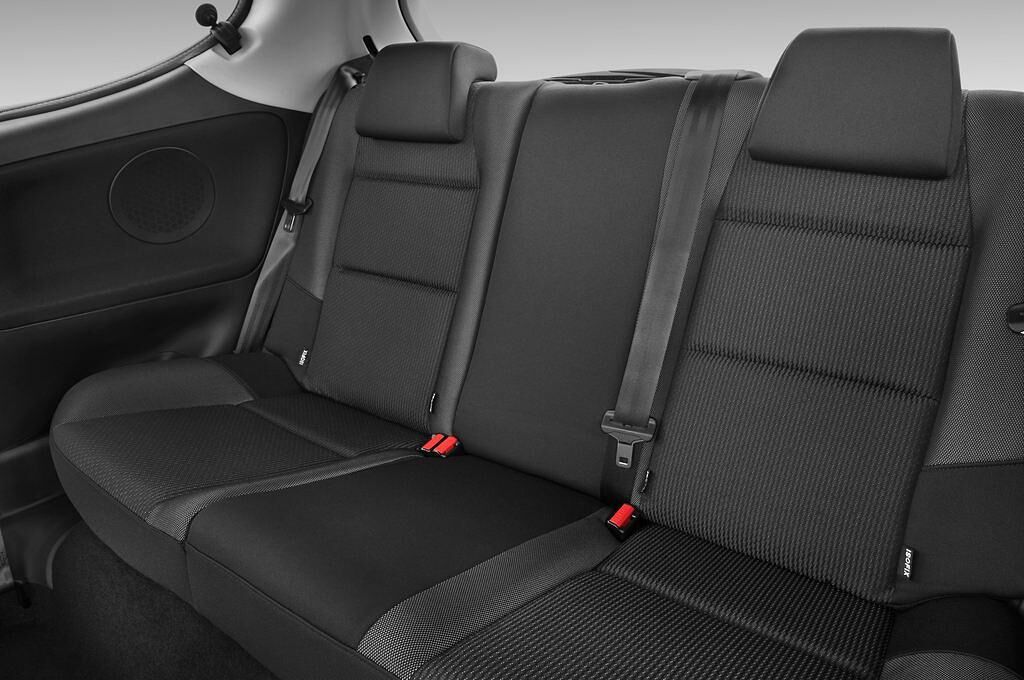 Peugeot 207 (Baujahr 2010) Filou 3 Türen Rücksitze