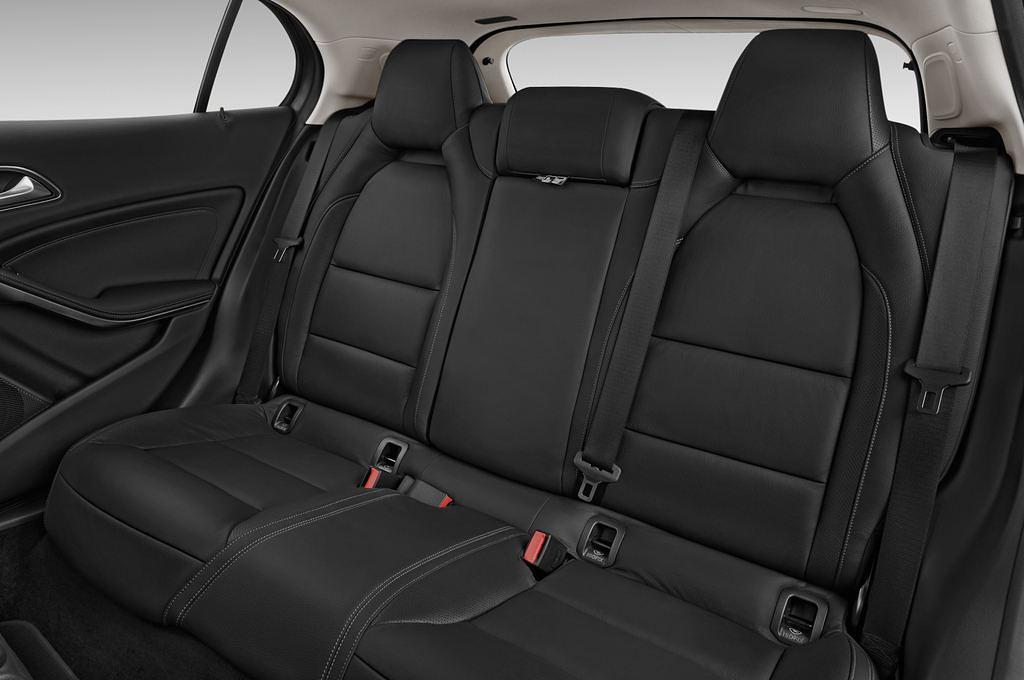 Mercedes GLA (Baujahr 2015) AMG 5 Türen Rücksitze