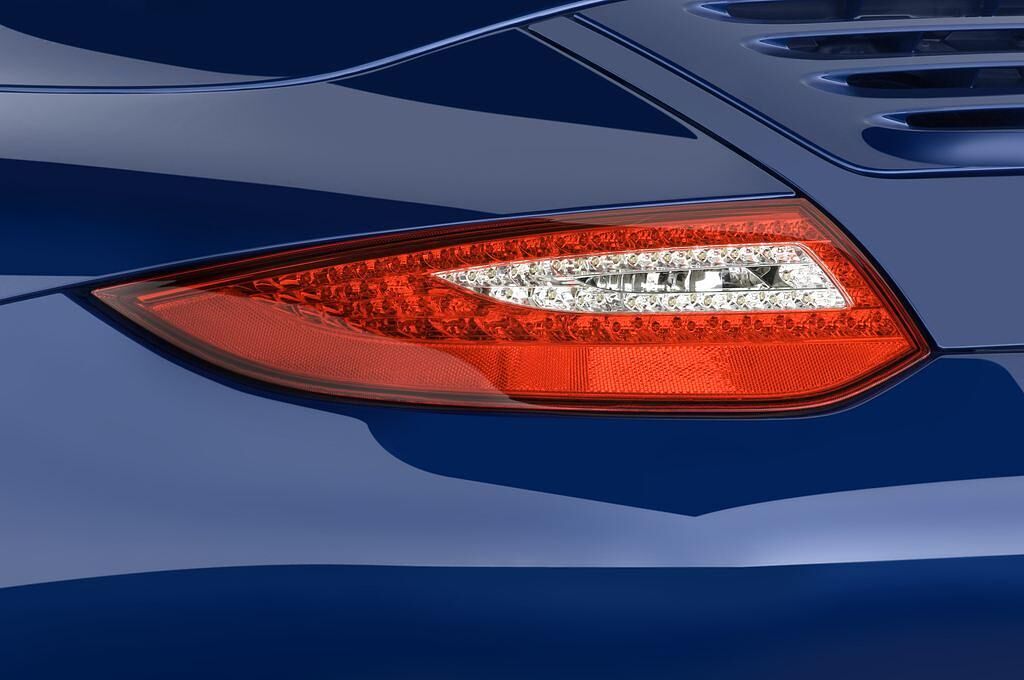 Porsche 911 (Baujahr 2010) Carrera S 2 Türen Rücklicht