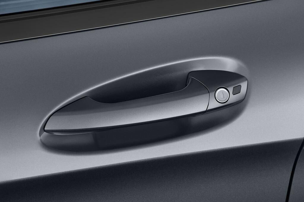 Mercedes GLA (Baujahr 2015) AMG 5 Türen Türgriff