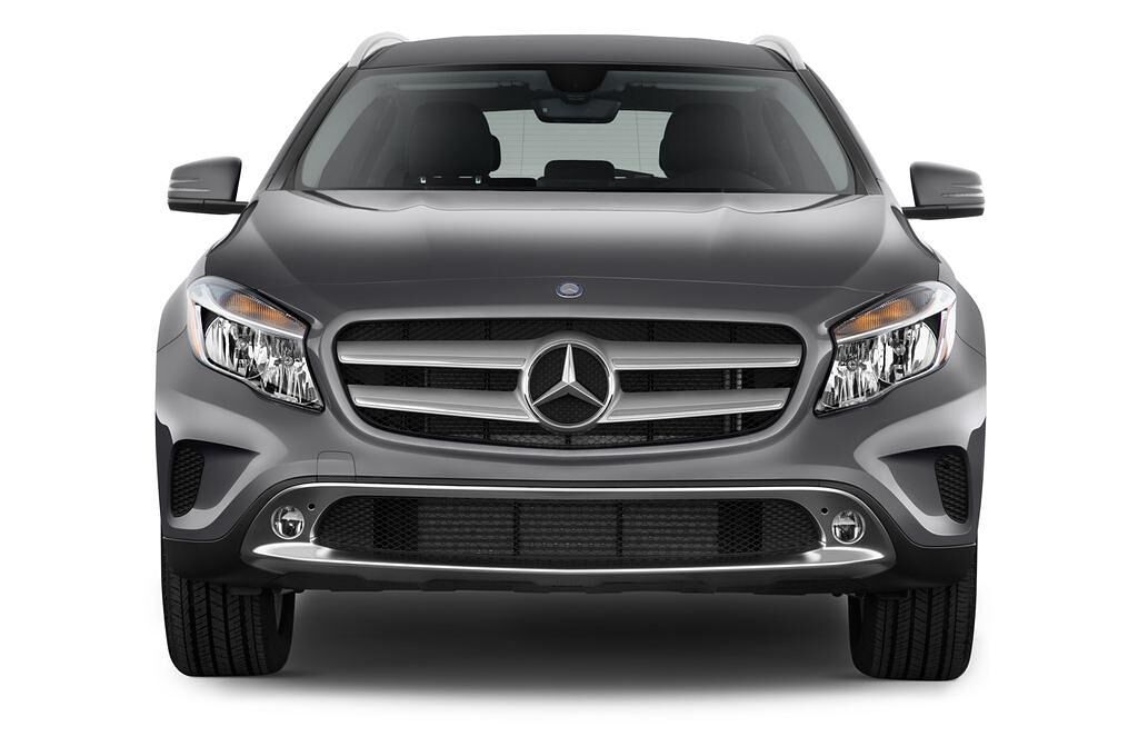 Mercedes GLA (Baujahr 2016) Urban 5 Türen Frontansicht