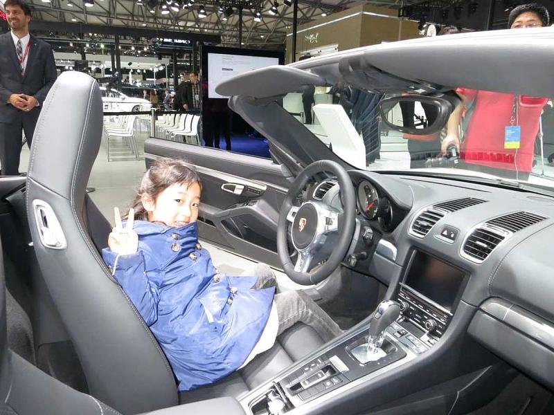 Kleine Porsche Fans Shanghai Auto Show 2013