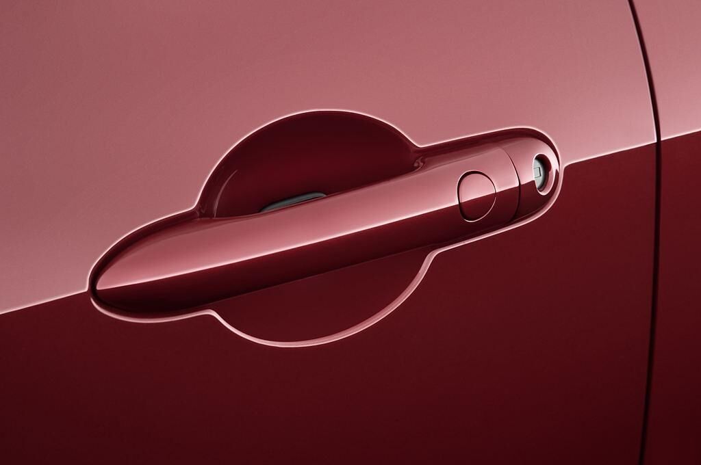 Renault Clio (Baujahr 2010) GT 3 Türen Türgriff