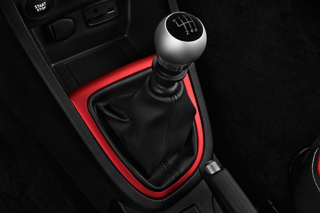 Renault Clio 5-Turer (Baujahr 2017) Intens 5 Türen Schalthebel