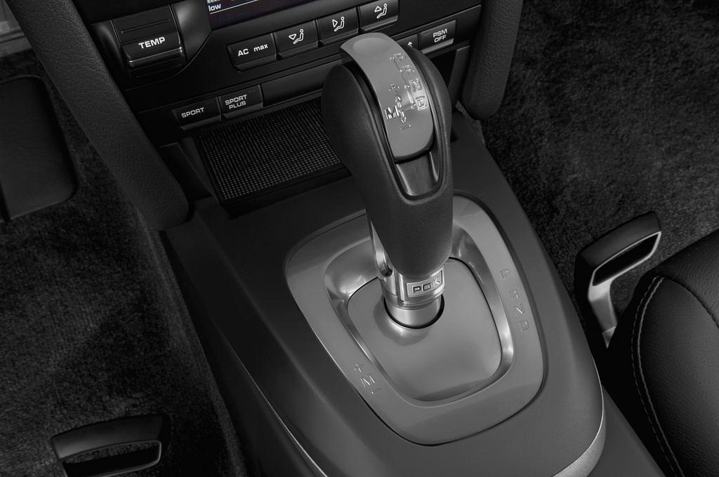 Porsche Cayman (Baujahr 2011) - 3 Türen Schalthebel