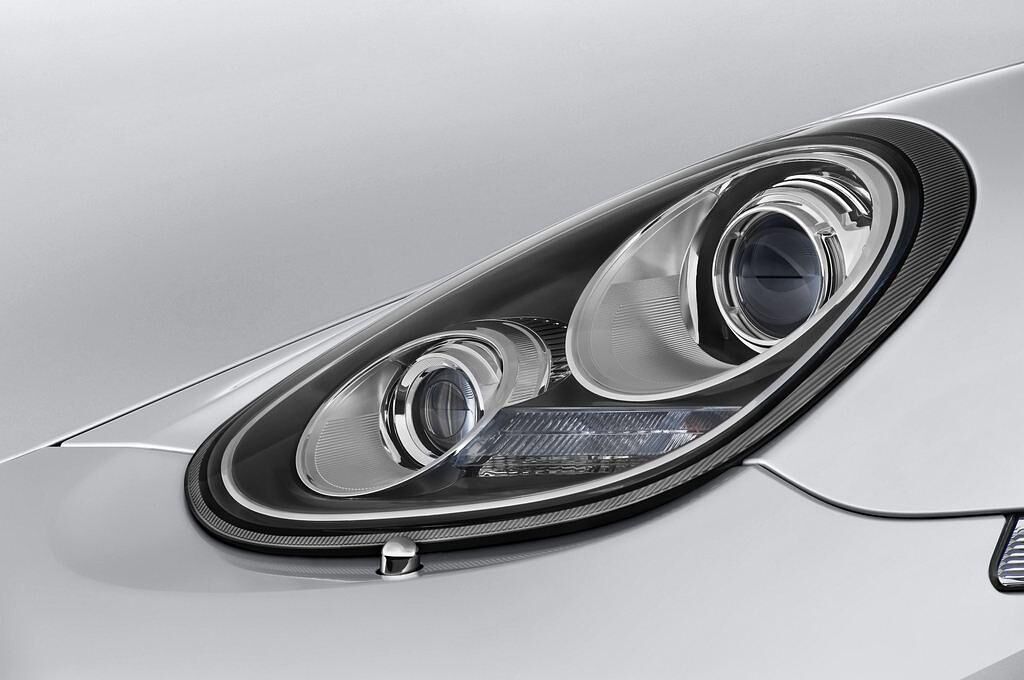 Porsche Cayman (Baujahr 2011) S 3 Türen Scheinwerfer