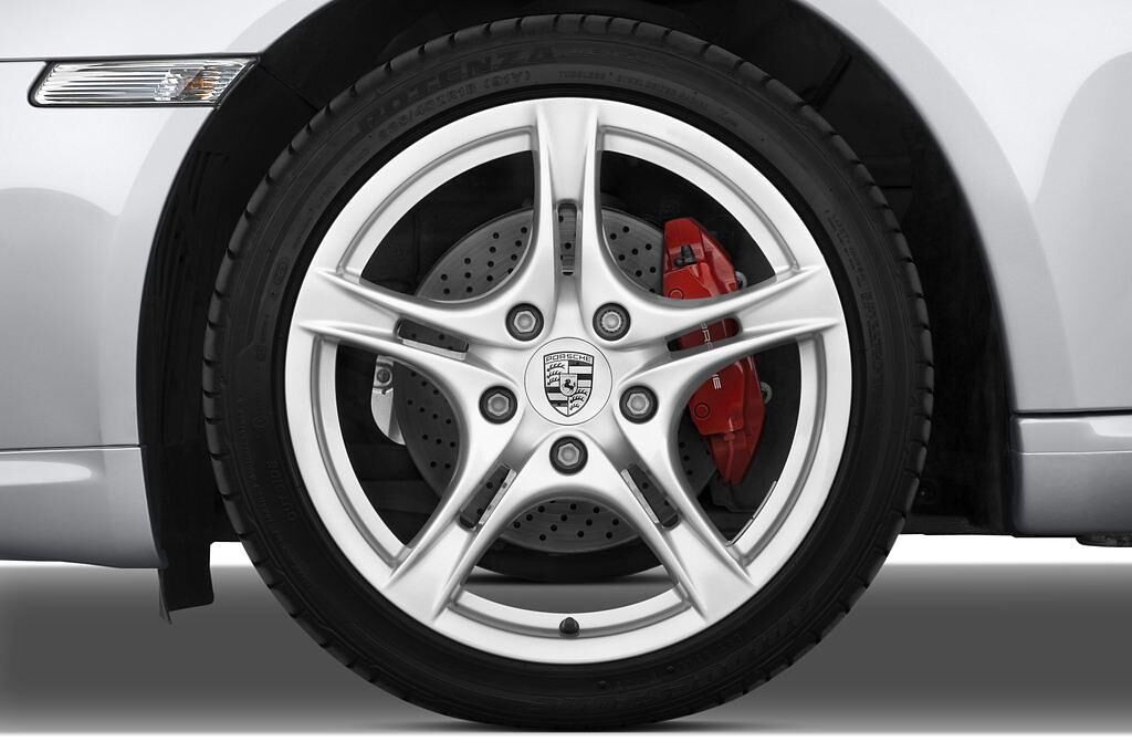 Porsche Cayman (Baujahr 2011) S 3 Türen Reifen und Felge