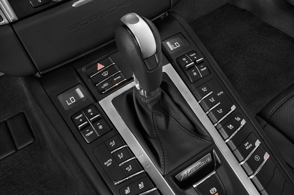 Porsche Macan (Baujahr 2015) S 5 Türen Schalthebel